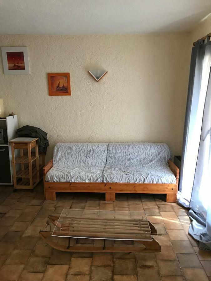 Residence Courbet Meylouga كوتيريه المظهر الخارجي الصورة